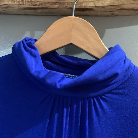 Allison Daley | NWT Royal Blue Long Sleeve Turtleneck T-shirt Top Tee Shirt VNTG - Picture 2 of 6
